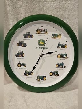 JOHN DEERE VINTAGE WALL CLOCK